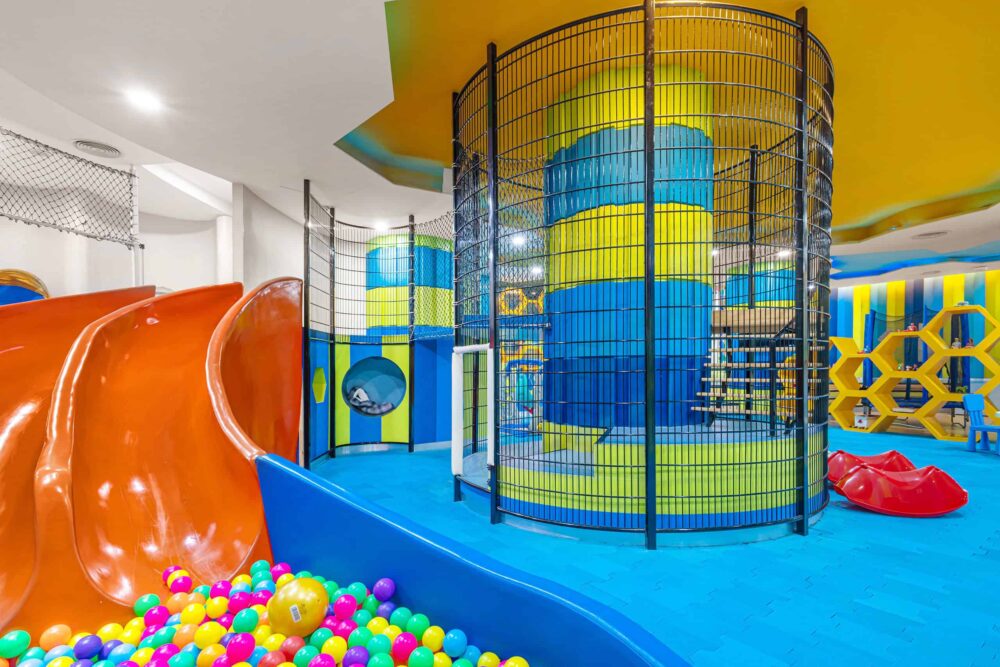 Royal Wing Suites & Spa