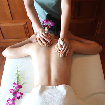 Royal Wing Suites & Spa