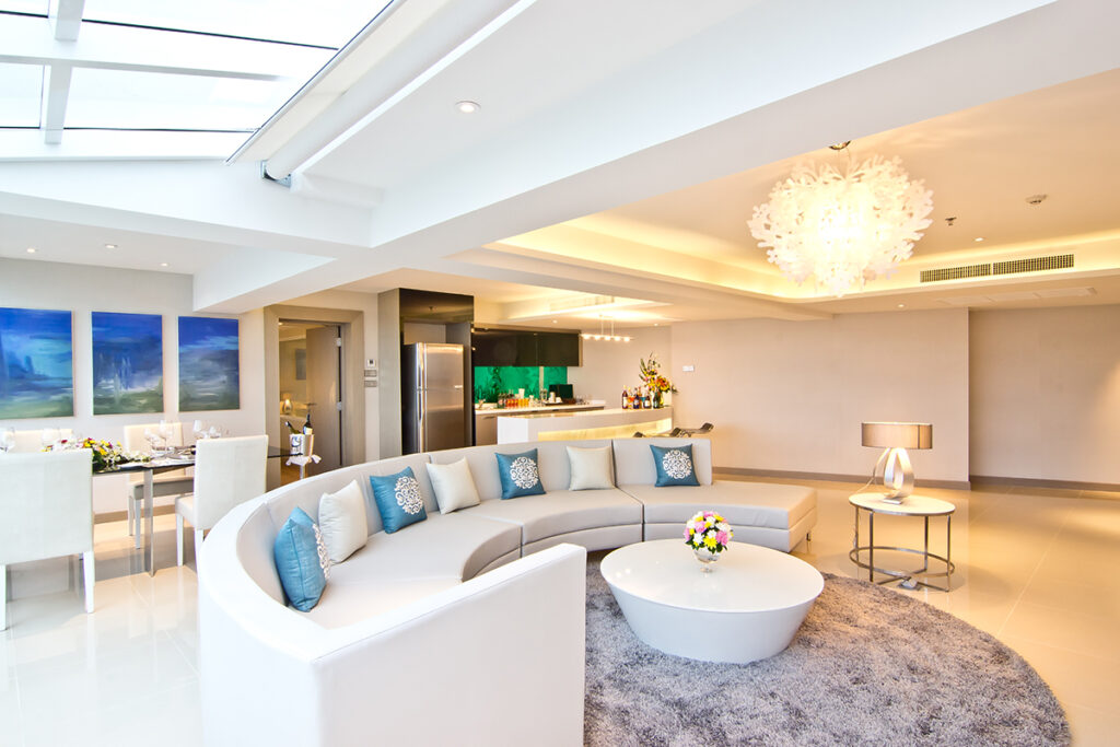 modern living area of the presidential platinum suite