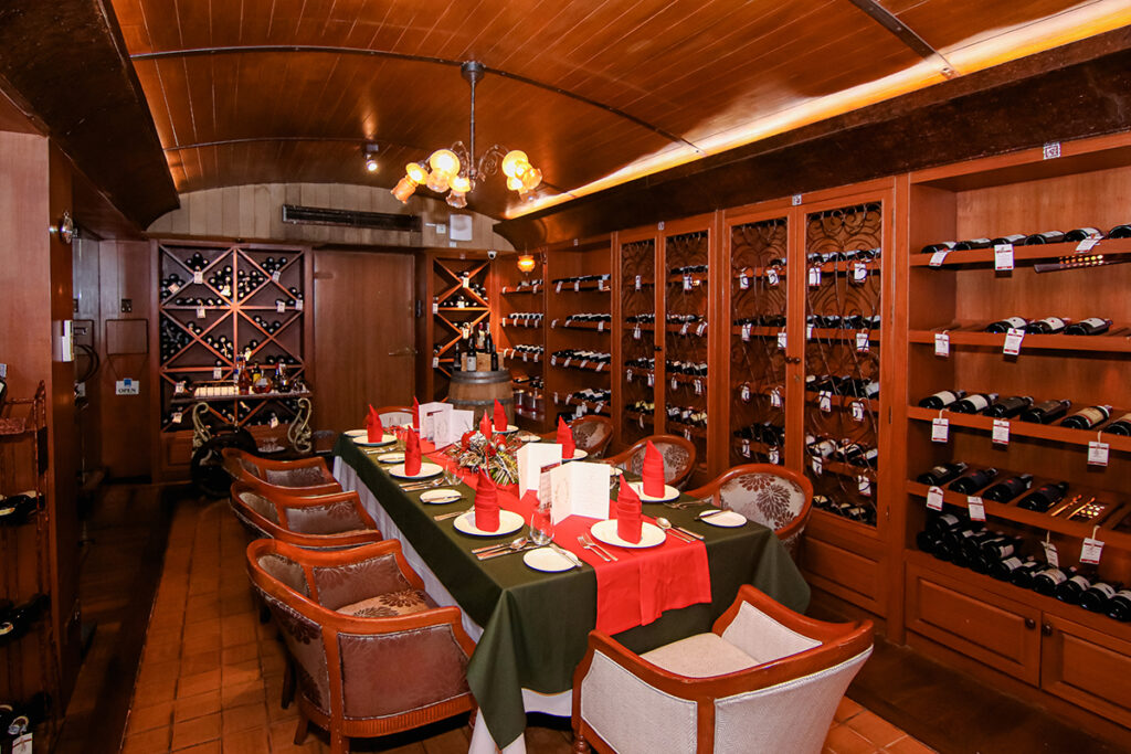 Christmas Dinner Pattaya 2023 at the Royal Grill Room