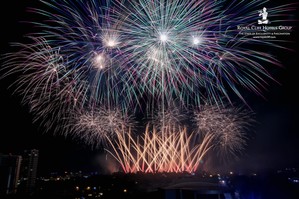 Fireworks display New Year Dinner Pattaya
