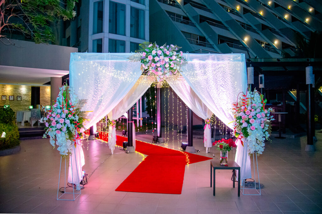 Idyllic decorations for Valentine's Day Dinner 2024