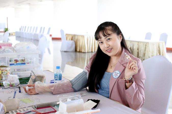 royal cliff staff with blood donation sticker