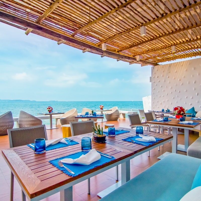 Royal Wing Suites & Spa