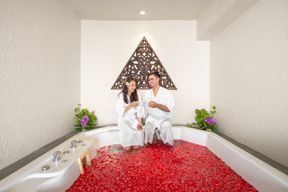 Royal Wing Suites & Spa