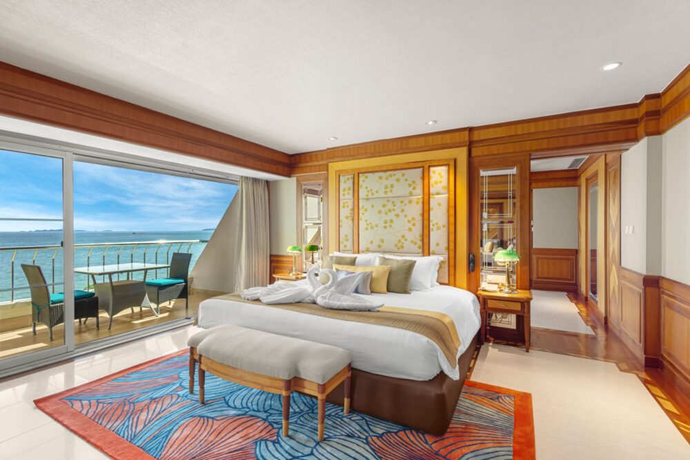 Royal Wing Suites & Spa