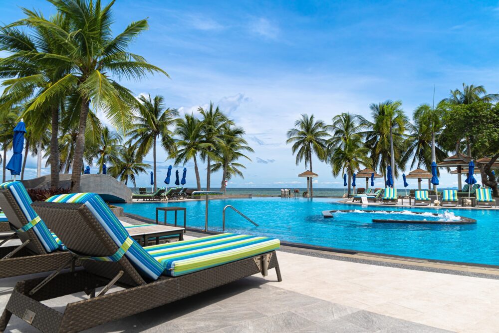 pool view lounger luxury hotel in pattaya