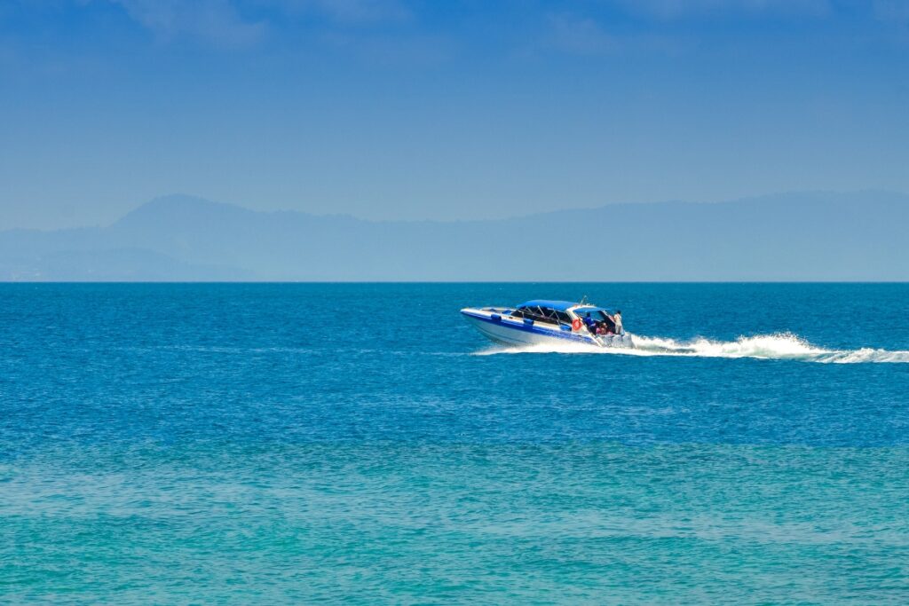 เดินทางเที่ยวเกาะไผ่โดยสปีดโบ๊ต